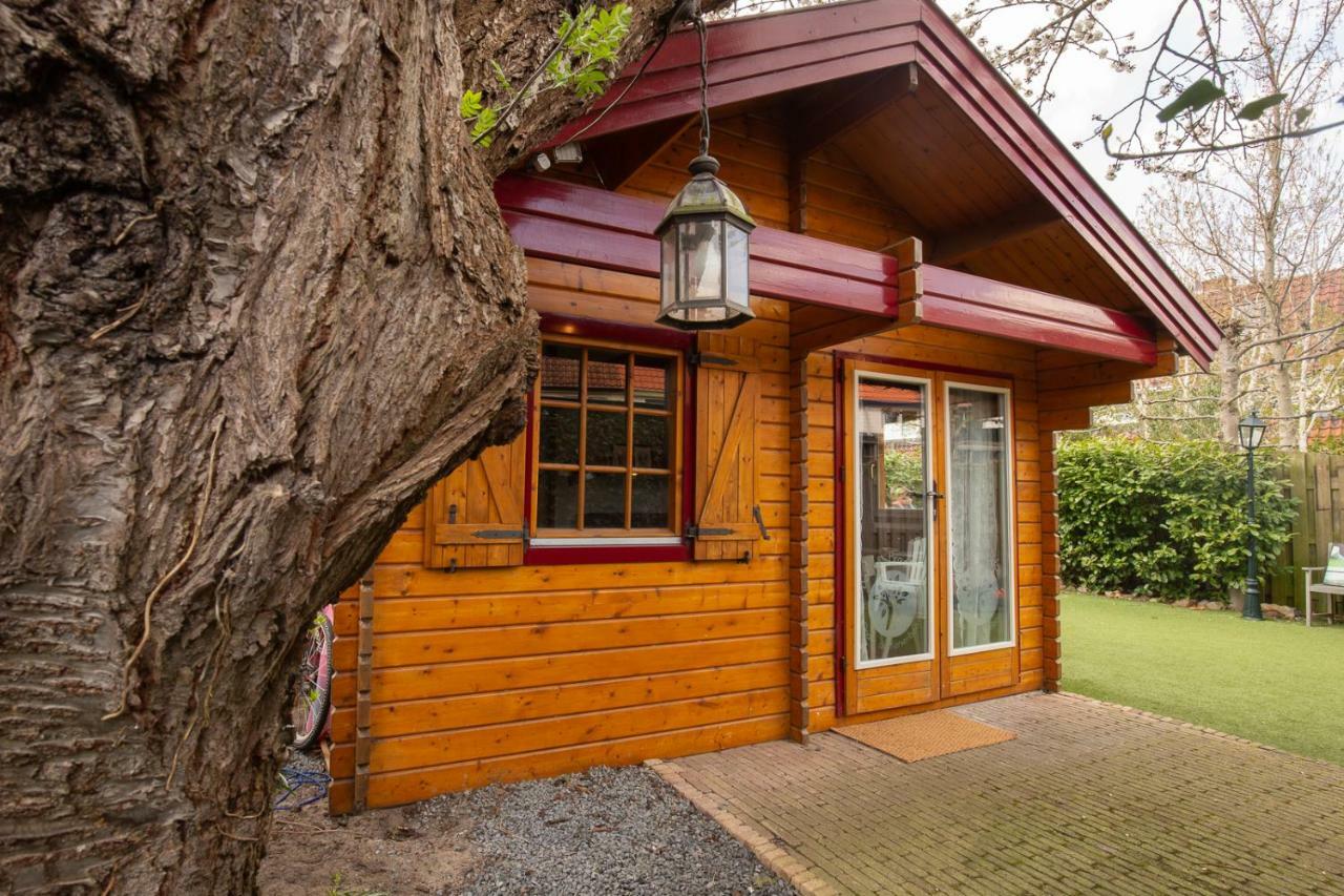 Onder De Kersenboom Bed & Breakfast Hilversum Bagian luar foto