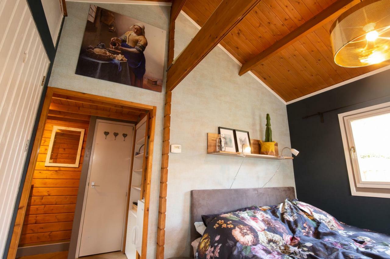 Onder De Kersenboom Bed & Breakfast Hilversum Bagian luar foto